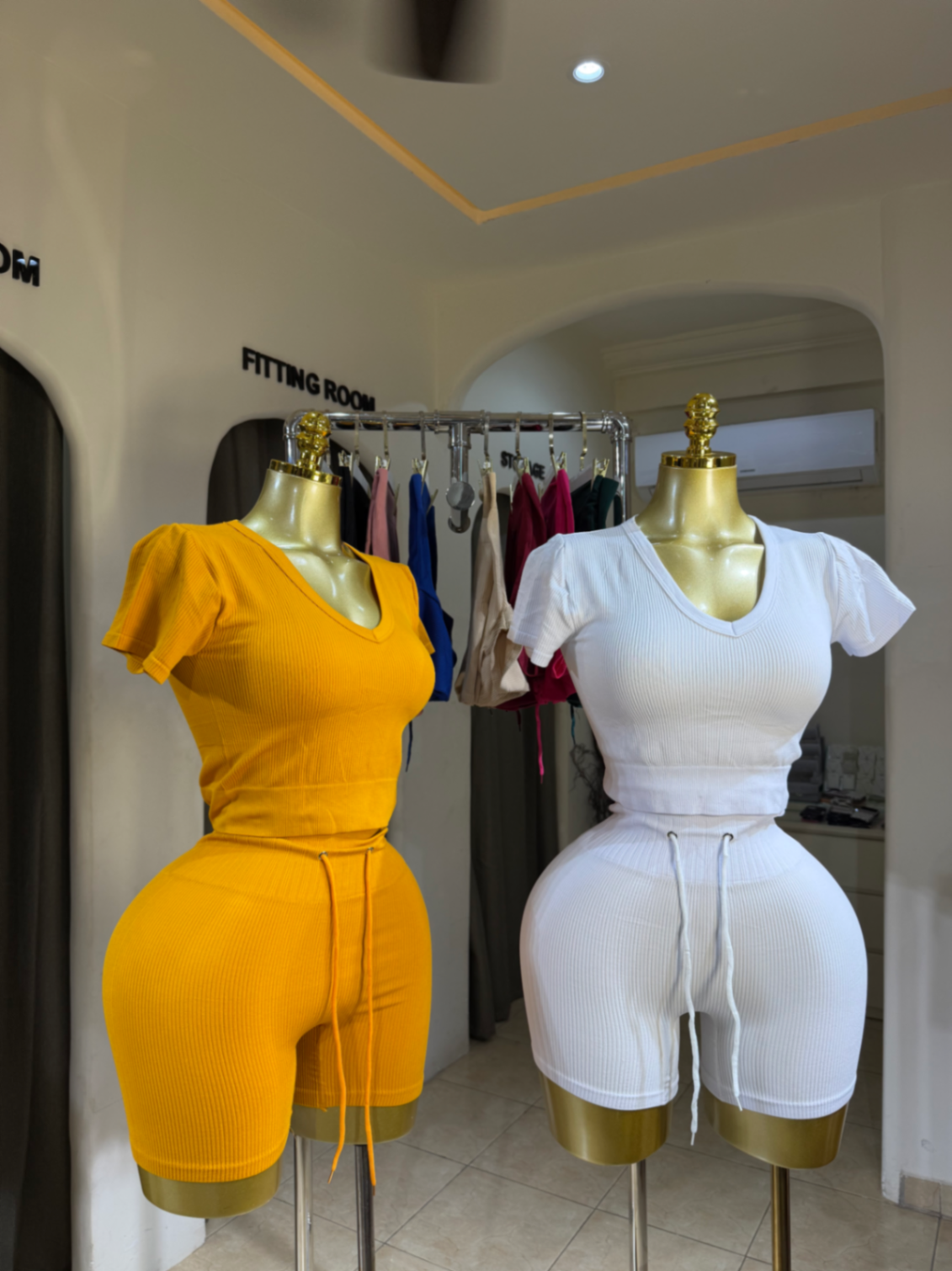 SEAMLESS ENAM SET